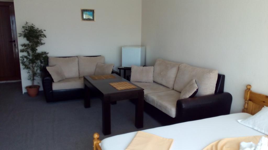 Guest House Diamant Sozopol Exterior photo